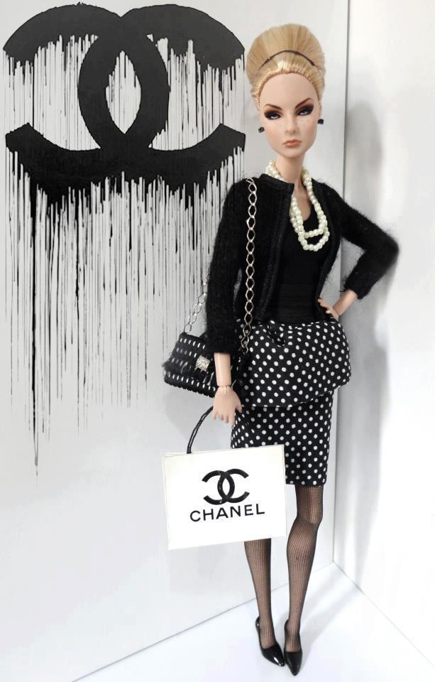 Barbie Chanel  Barbie doll clothing patterns, Fashion, Barbie