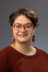 headshot of Amanda Valdespino