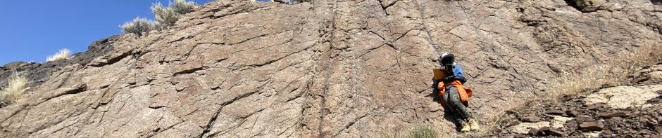 Structural Geology and Geomechanics
