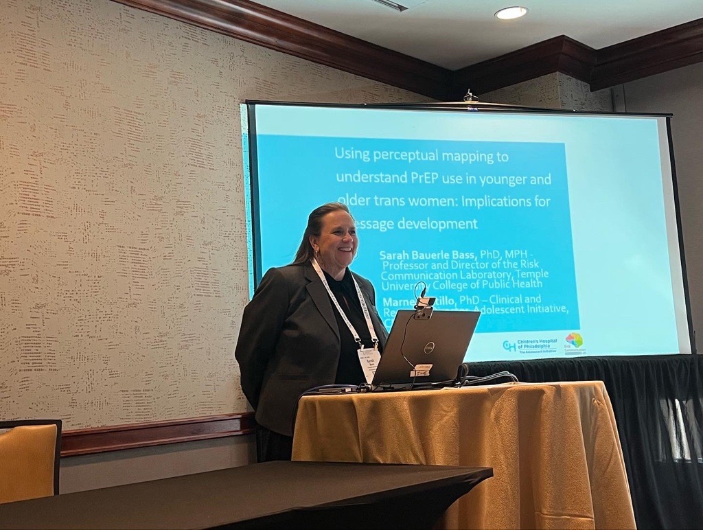 Dr. Sarah Bass presenting her work